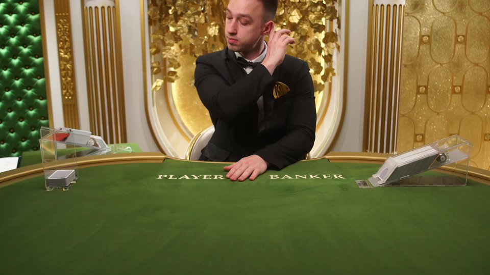 Salon Privé Baccarat J